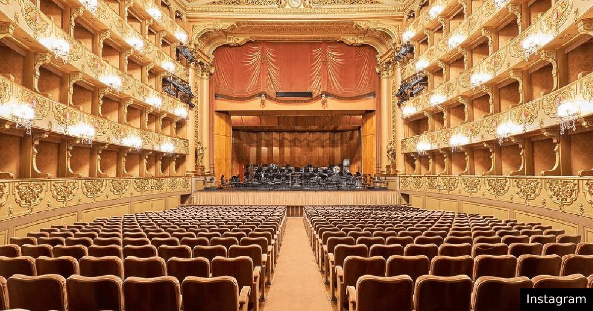 Bilhetes nos teatros nacionais a metade do preço