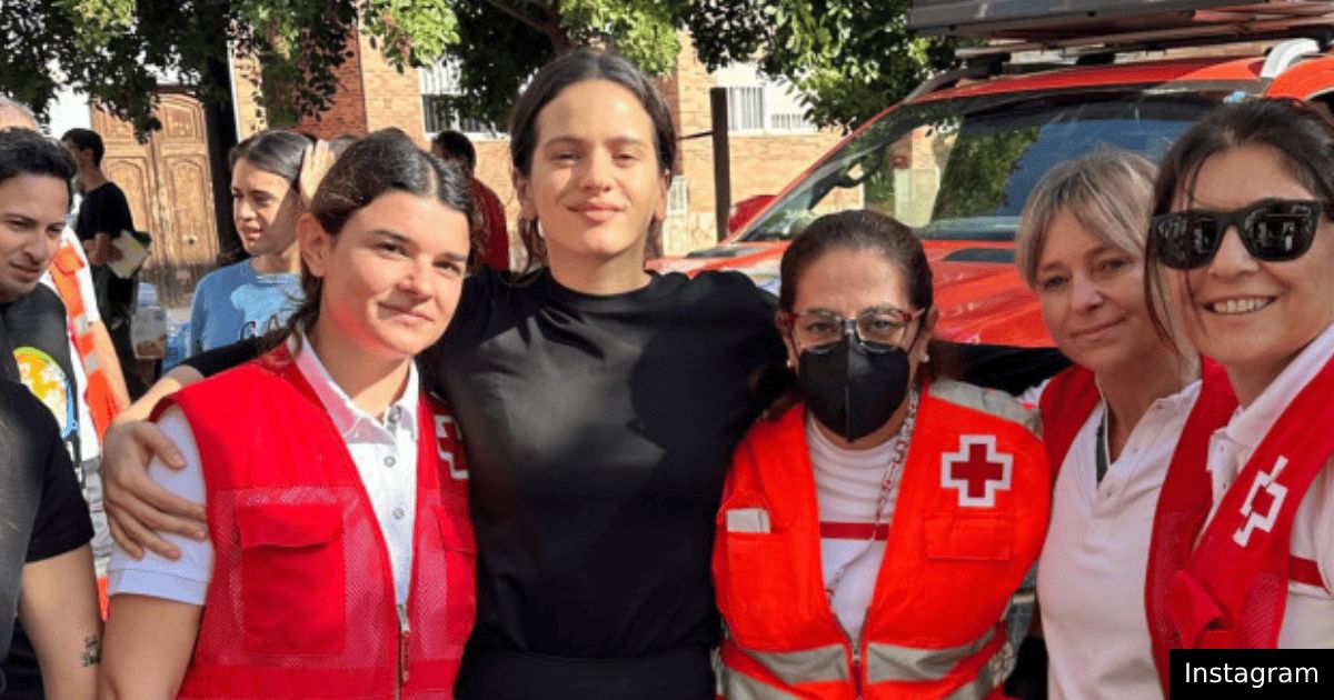 Rosalía faz voluntariado em valência