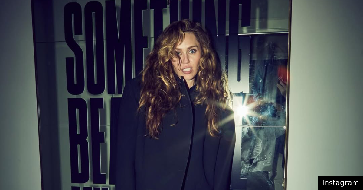 Miley Cyrus lança "Something Beautiful"