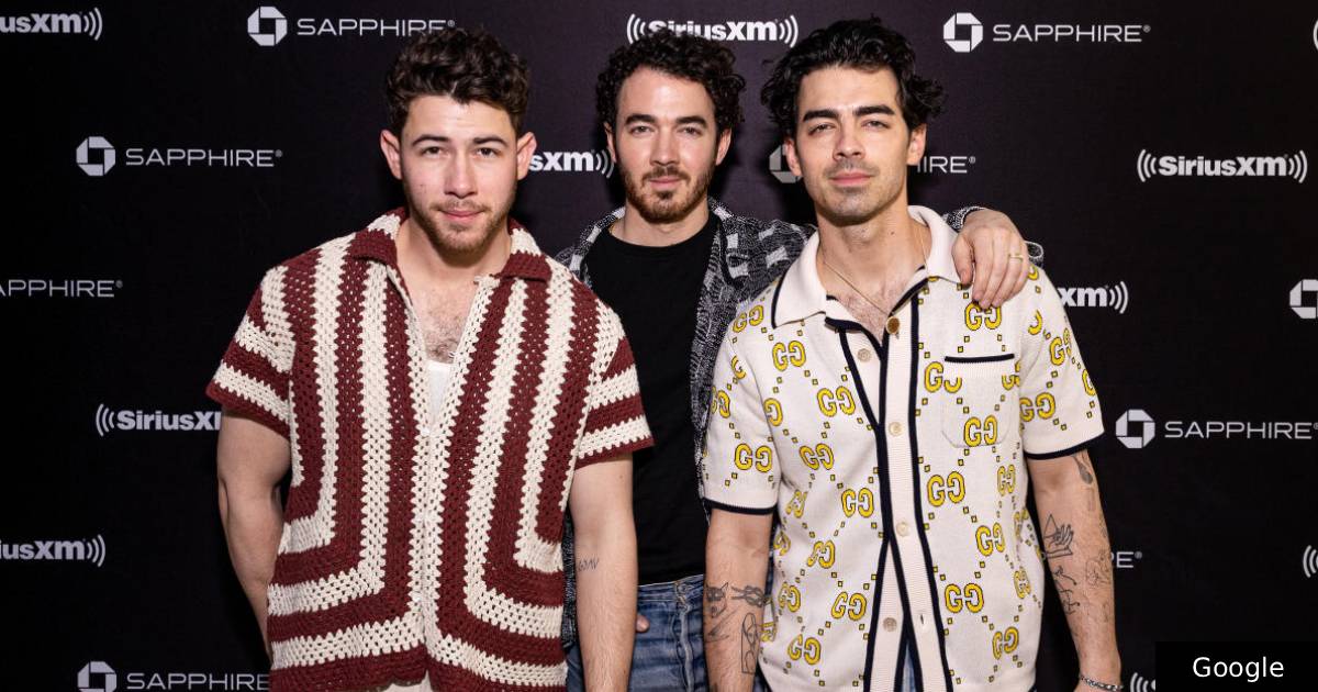Jonas Brothers preparam regresso bombástico