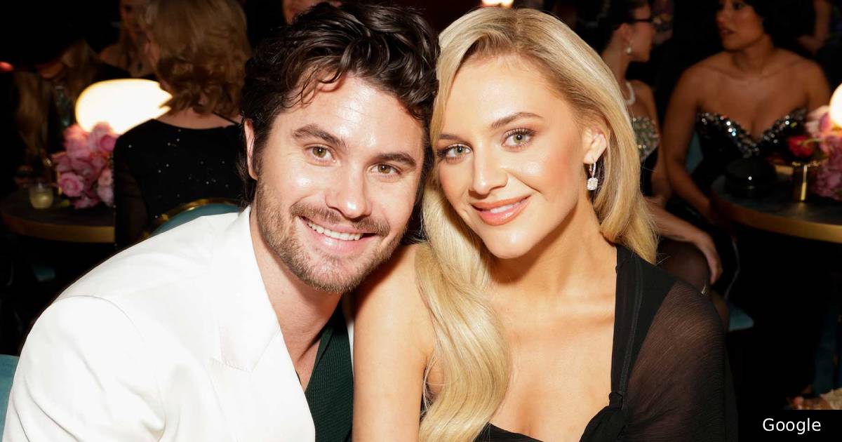 O fim de Kelsea Ballerini e Chase Stokes