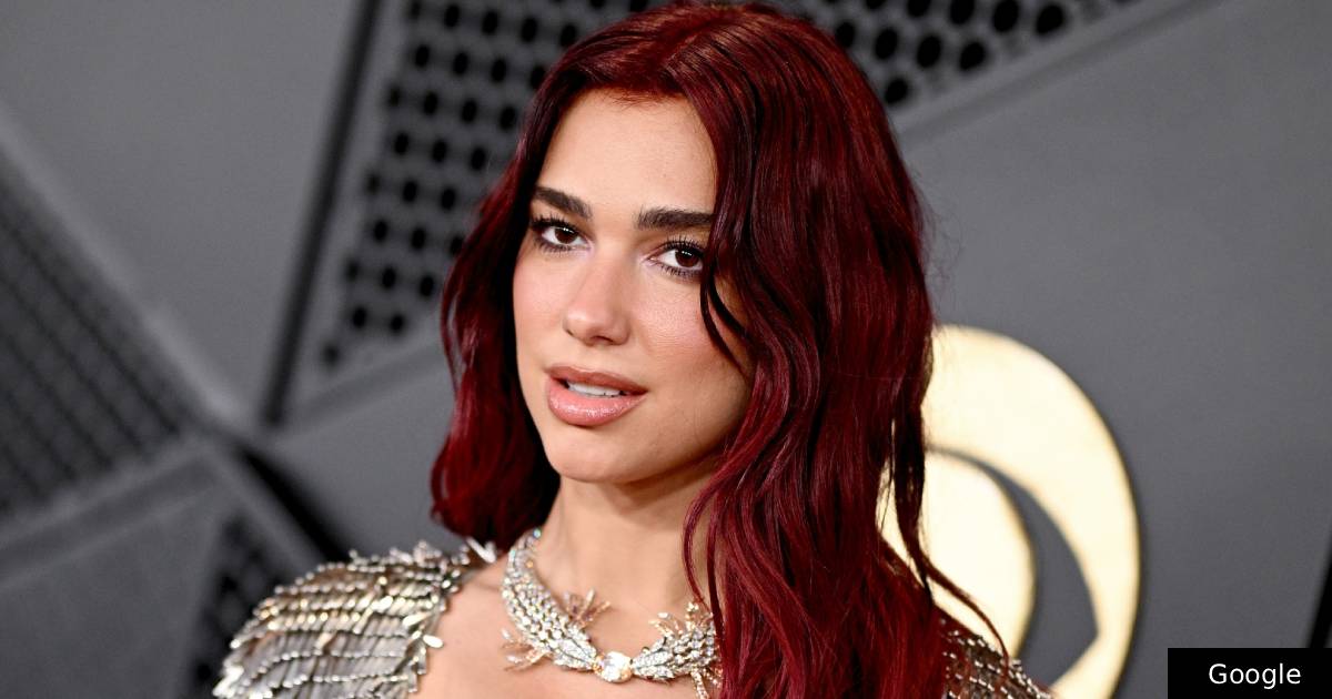 Dua Lipa canta hit de Ariana Grande