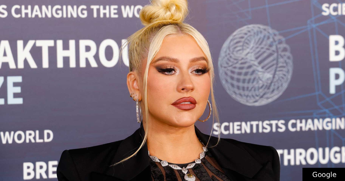 Christina Aguilera anuncia novo álbum e documentário