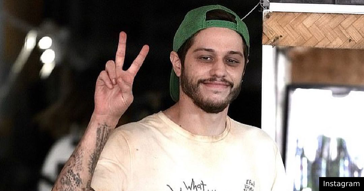 Pete Davidson tem novo amor e no  Britney Spears